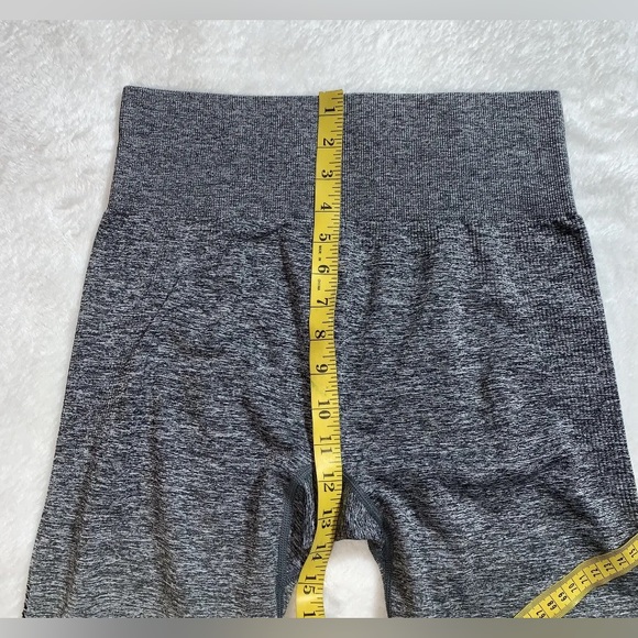 PINK VS VICTORIA’S SECRET Cool and Comfy Grey Dip Dye Ombré Seamless Leggings L - Picture 9 of 11